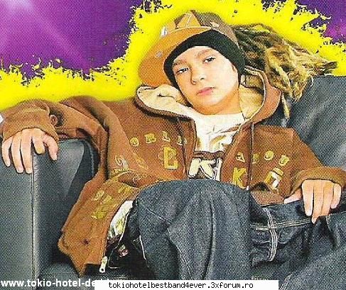 o zi cu tom... - dap oana dak ai avea un decolteu sexy si o fusta - Tom Kaulitz